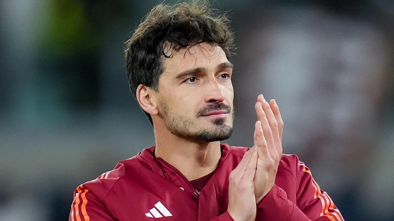 Biography of Mats Hummels